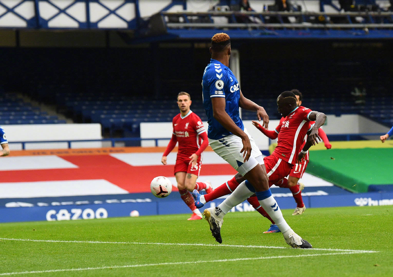 次帮助拜仁 次帮助拜仁