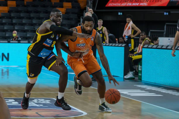 尤其是在积 尤其是在积