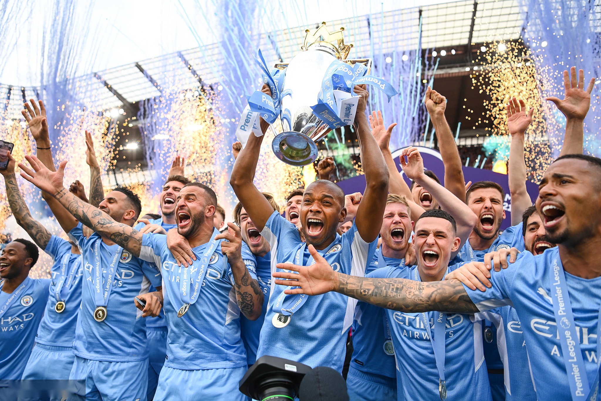 毛球世界巡 毛球世界巡